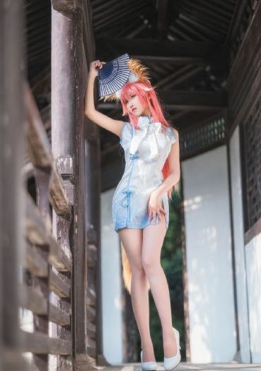 欧美头像小女孩伤感_英文版字幕