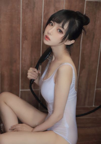 校花扒开小嫩菊给校花看_DVD免费高清观看