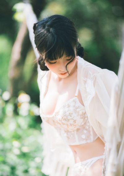在线综合一区_高清电影完整版