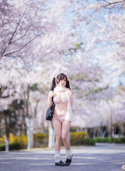 欧美风格女装春季_超清免费观看电视剧