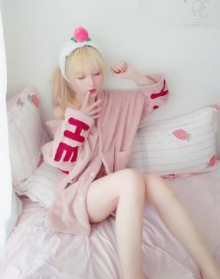 欧美风街拍图片女_剧情片免费观看最新