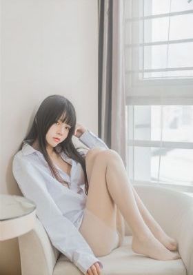 公交车强摁做开腿呻吟h_剧情片高清视频观看